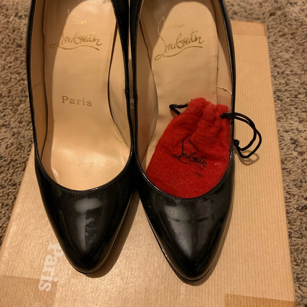 Christian louboutin size 35.5